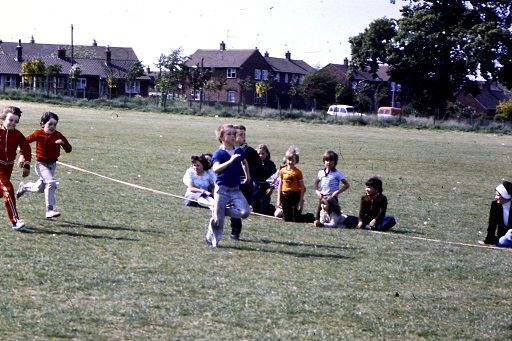 children's race 1977